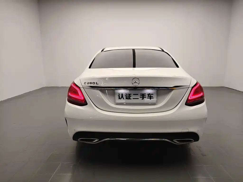 Mercedes-Benz C-Class — миниатюра 6