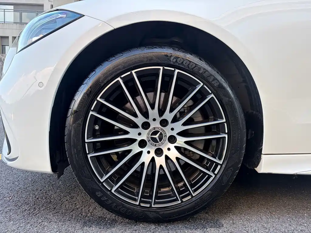 Mercedes-Benz C-Class — миниатюра 18