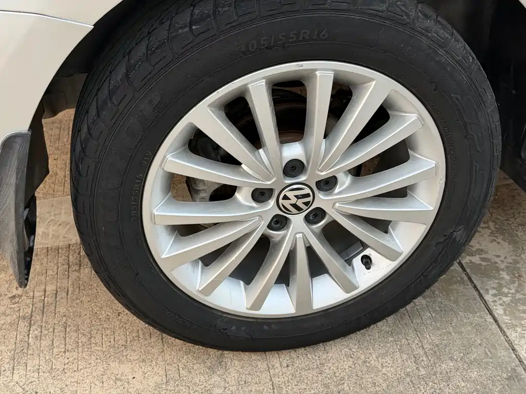Volkswagen Lavida — миниатюра 18