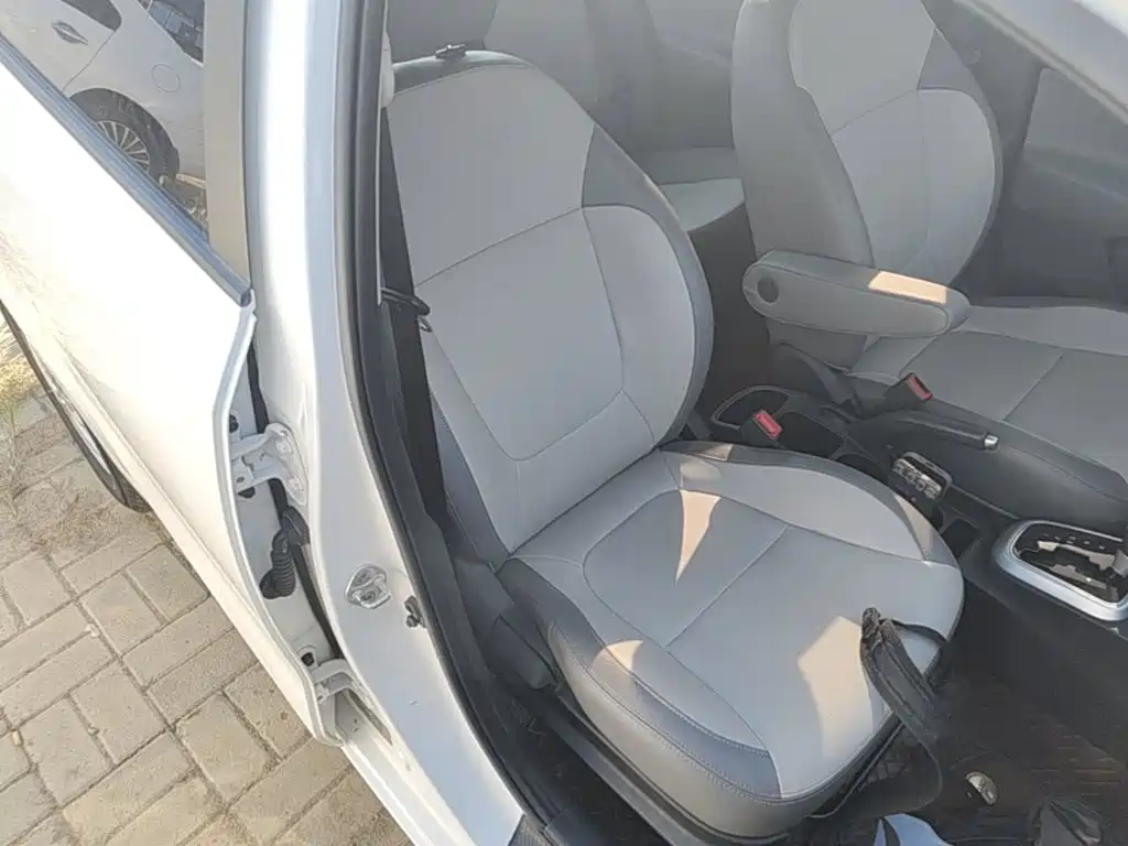 Kia Huanchi — миниатюра 25