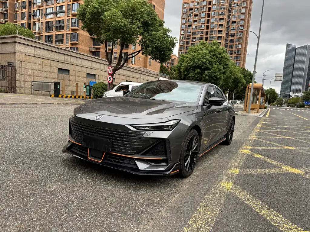 Changan UNI-V