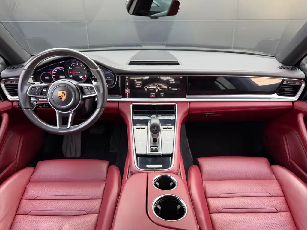 Porsche Panamera — миниатюра 12