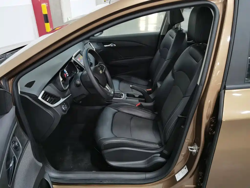 Chevrolet Cavalier — миниатюра 10