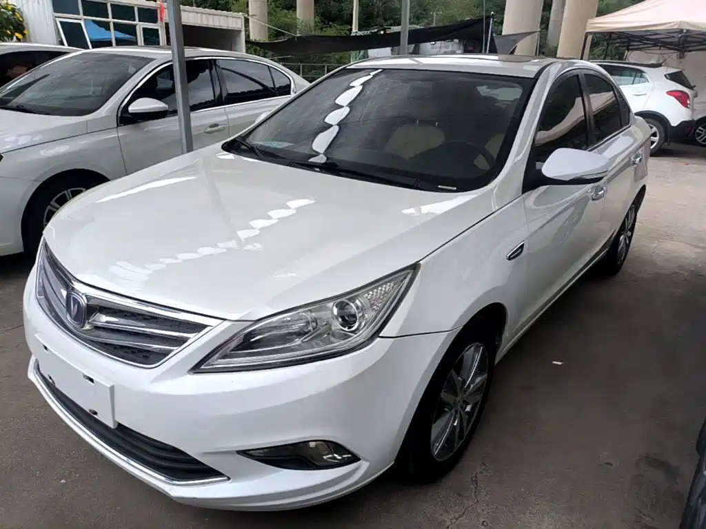 Changan Eado — миниатюра 2