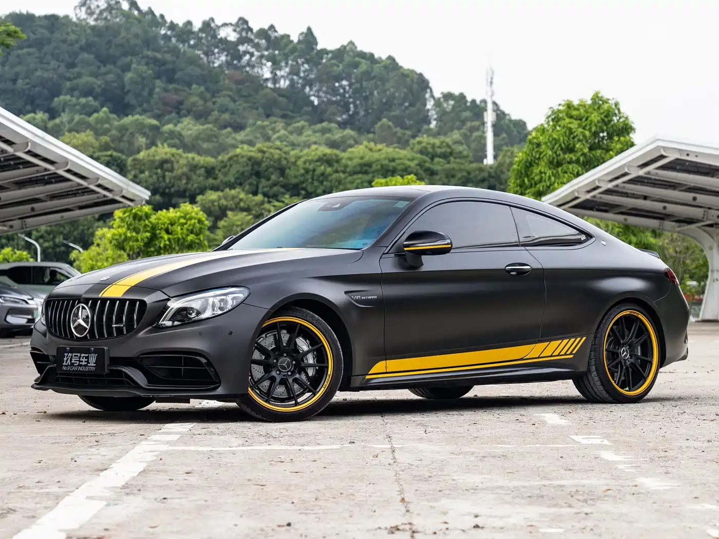 奔驰C级AMG 2021款 AMG C 63 轿跑车 暗夜特别版 2021