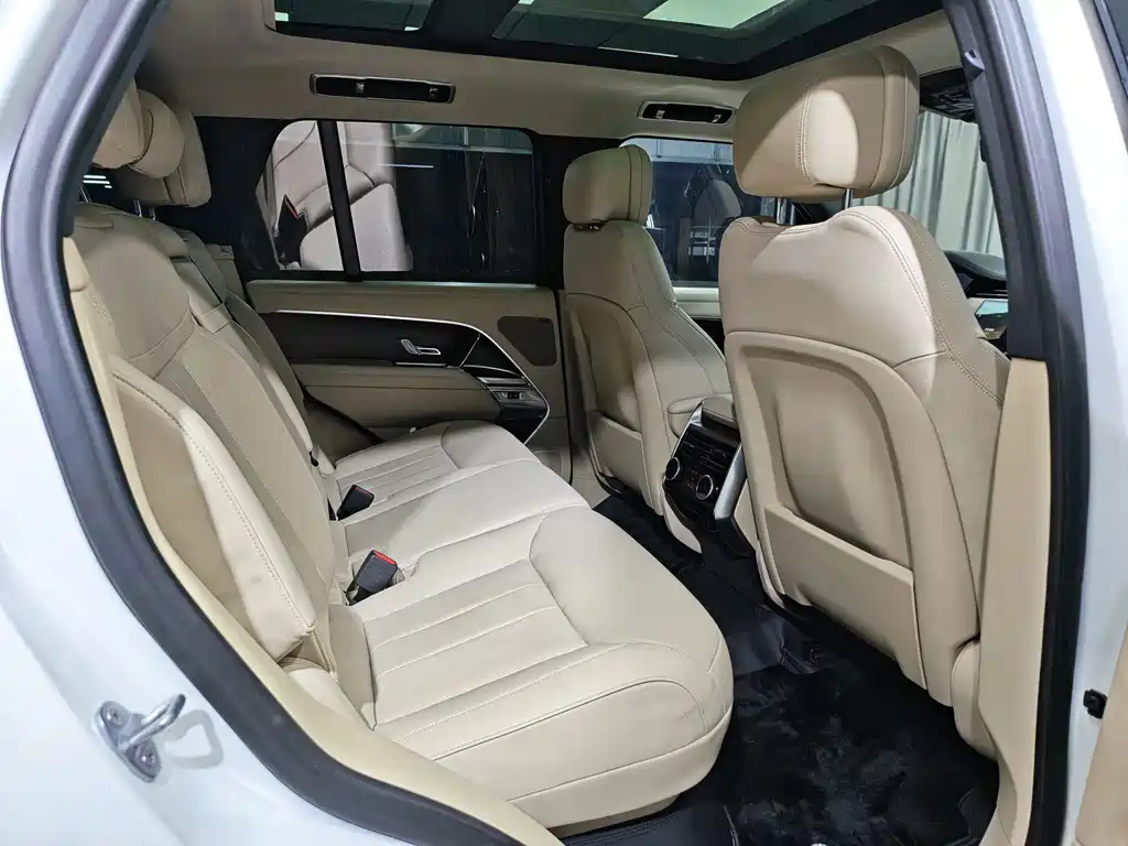 Land Rover Range Rover — миниатюра 12