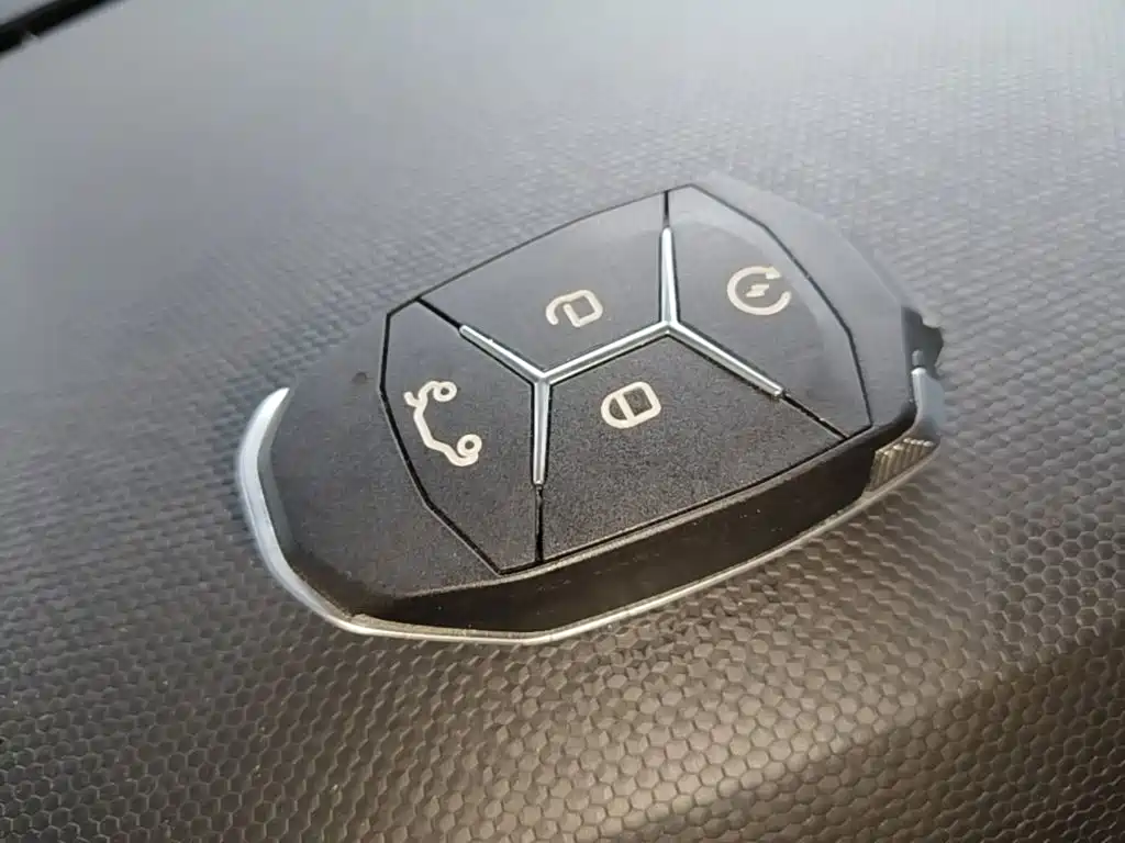 Lynk & Co 02 — миниатюра 9