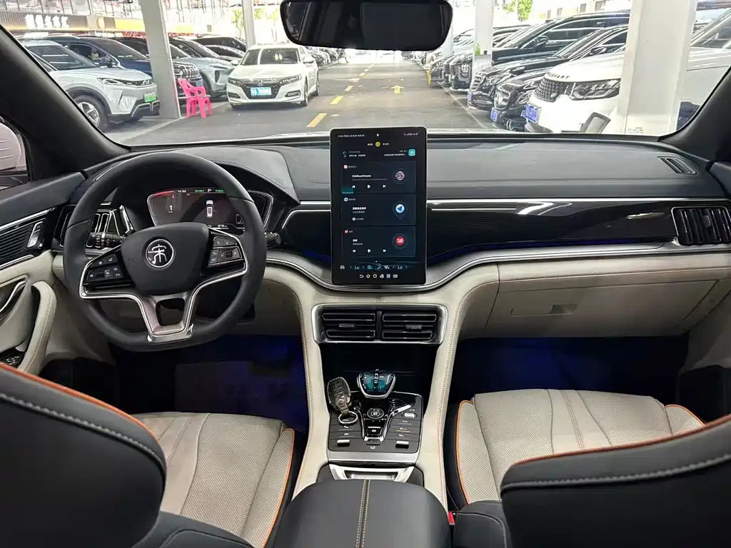 BYD PLUS New Energy — миниатюра 12