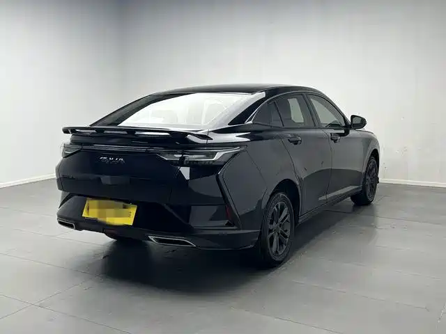 Aeolus Yixuan — миниатюра 6