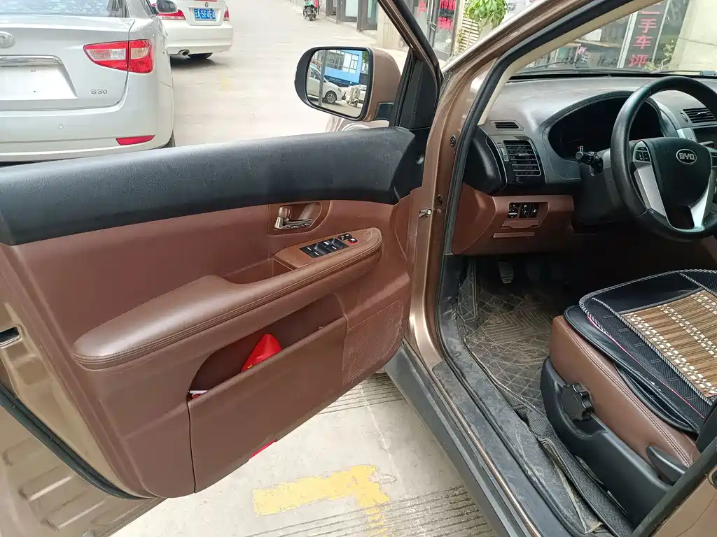 BYD S6 — миниатюра 15