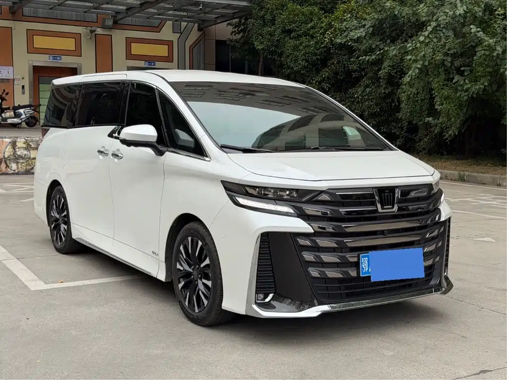 Toyota Vellfire — миниатюра 3