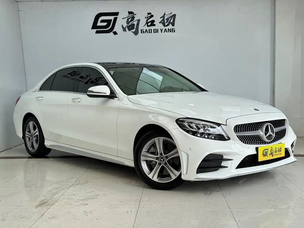 Mercedes-Benz C-Class — миниатюра 3