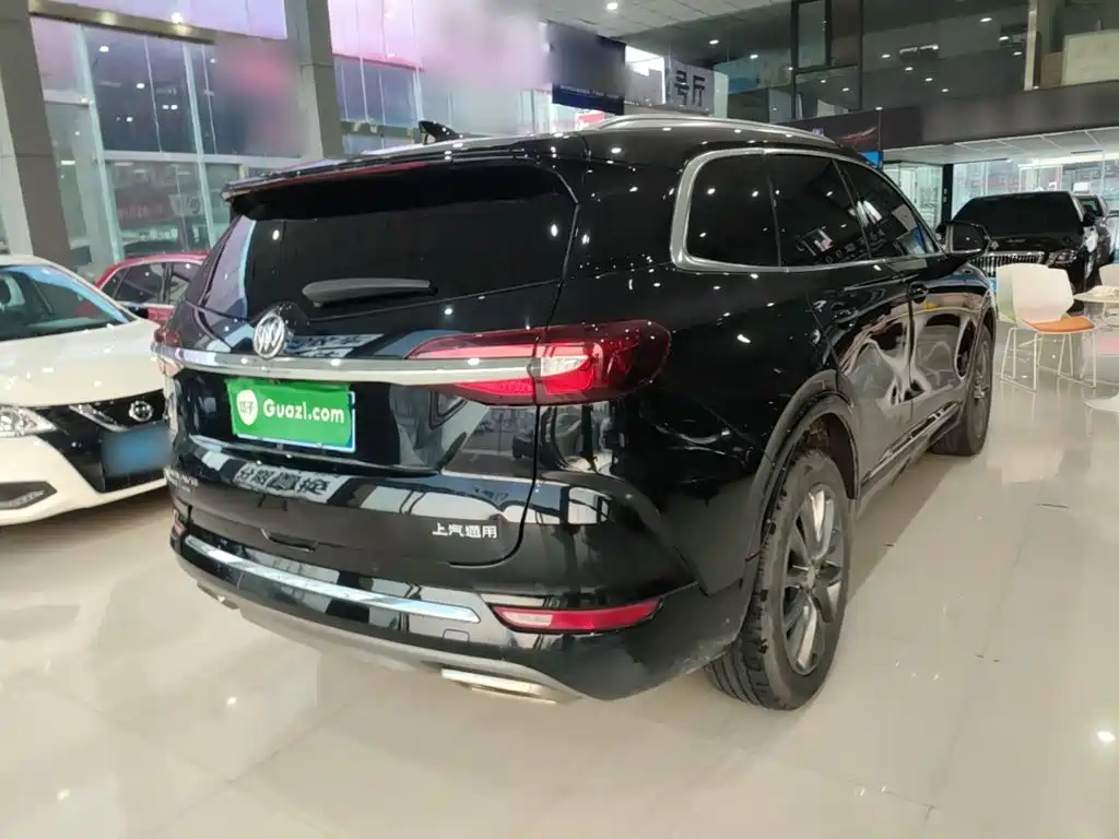 Buick Enclave — миниатюра 7