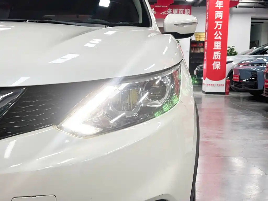 Nissan Qashqai — миниатюра 10