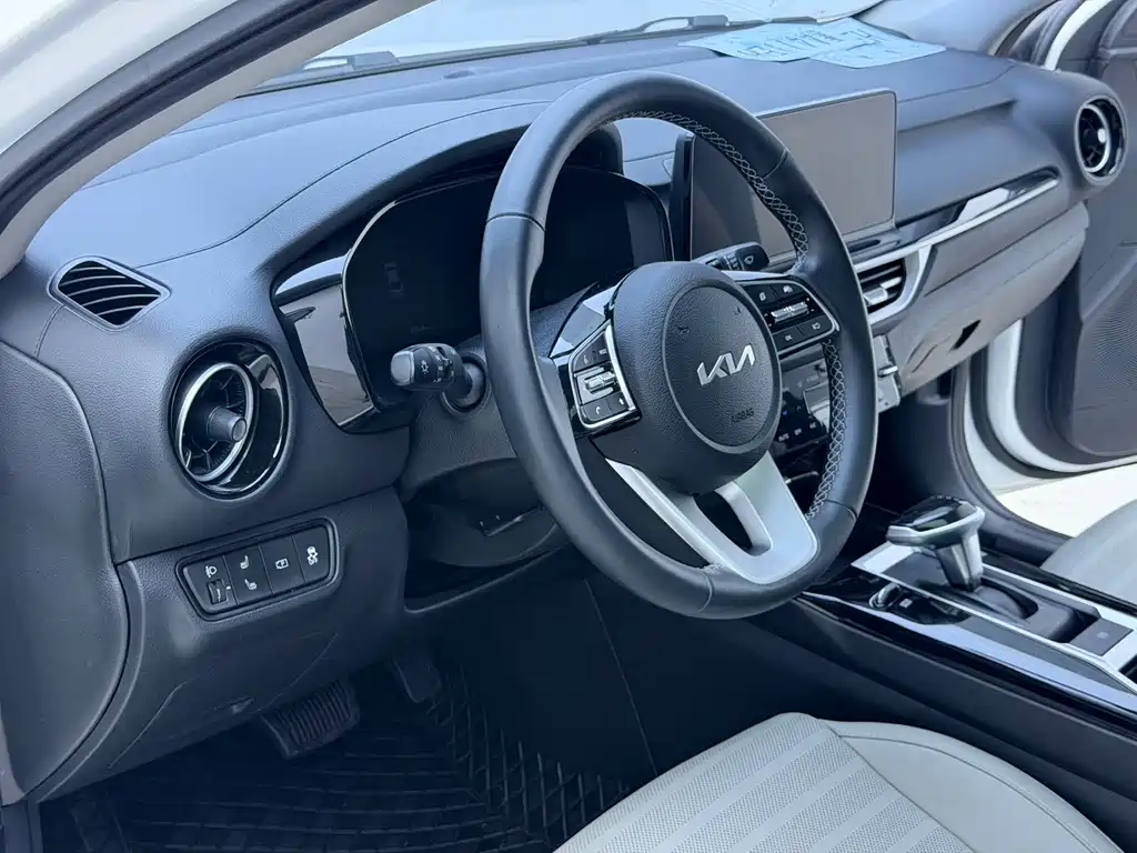 Kia K3 — миниатюра 7