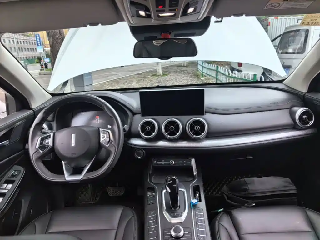 Wey Wey VV5 — миниатюра 10