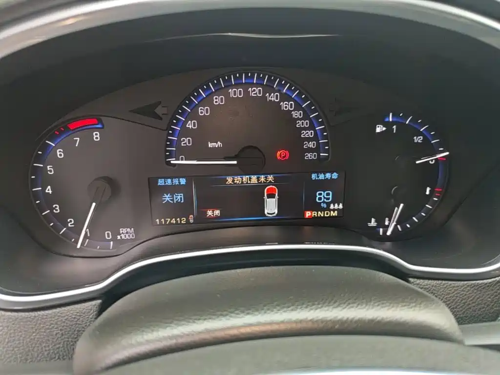 Cadillac SRX — миниатюра 12