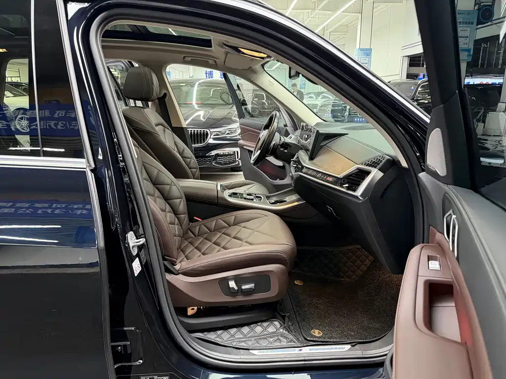 BMW X5 — миниатюра 17