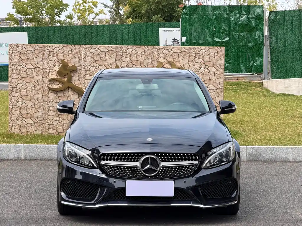 Mercedes-Benz C-Class — миниатюра 2