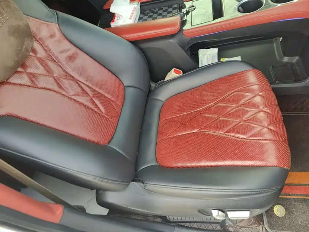 Toyota Sienna — миниатюра 25