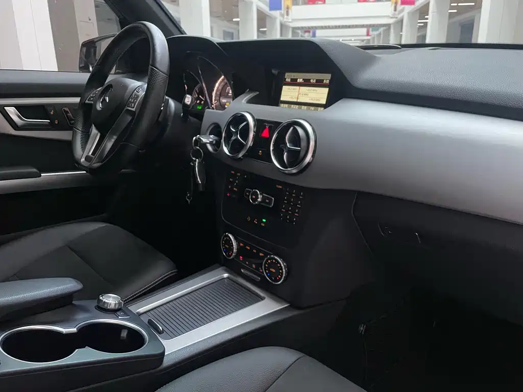 Mercedes-Benz GLK 2015 GLK 260 4MATIC