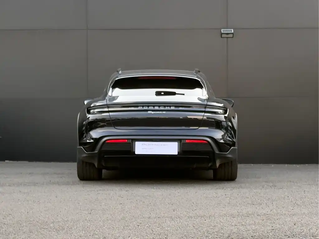 Porsche Taycan — миниатюра 4