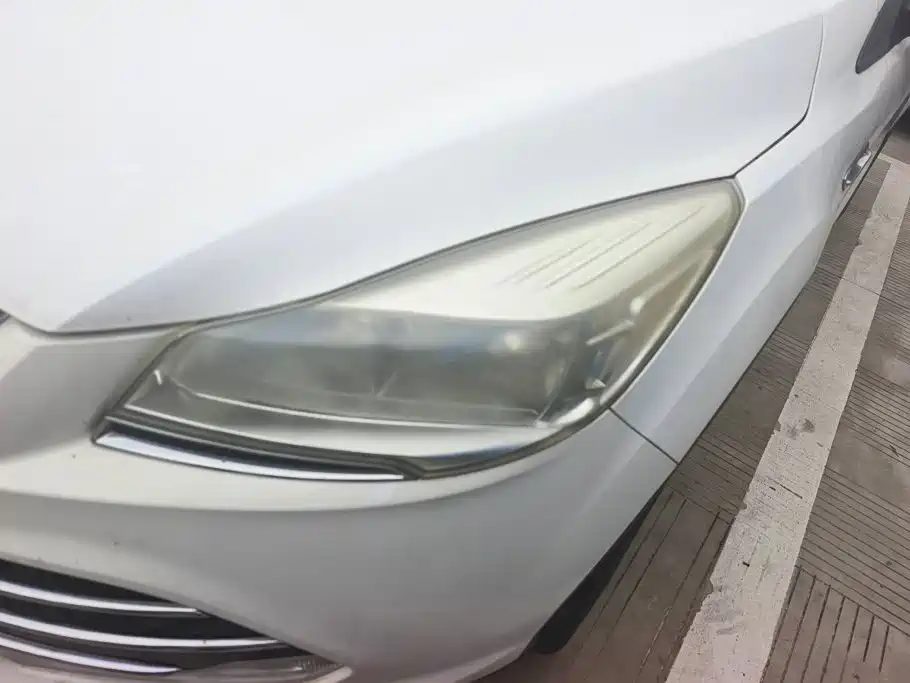 Ford Kuga — миниатюра 5