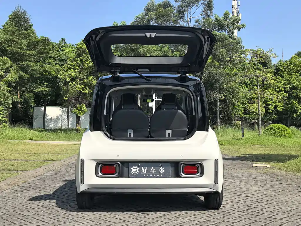 Baojun KiWi EV — миниатюра 10