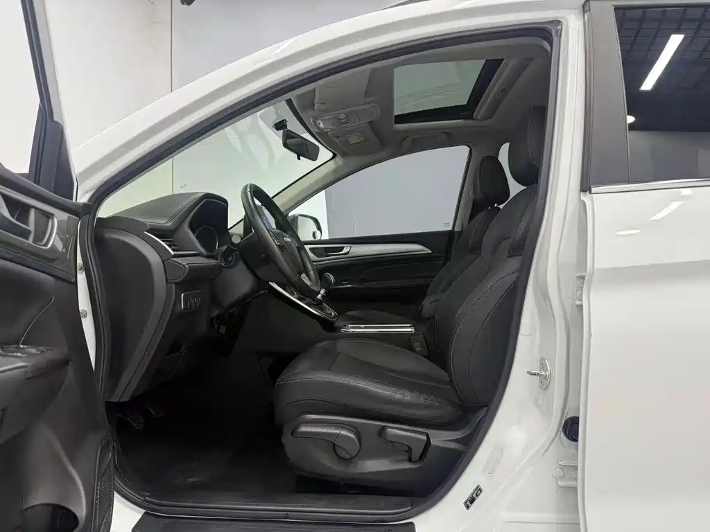 Haval M6 — миниатюра 15