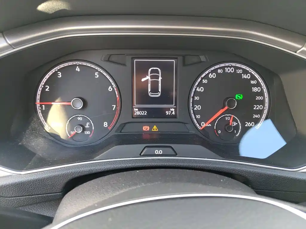 Volkswagen T-Roc — миниатюра 13