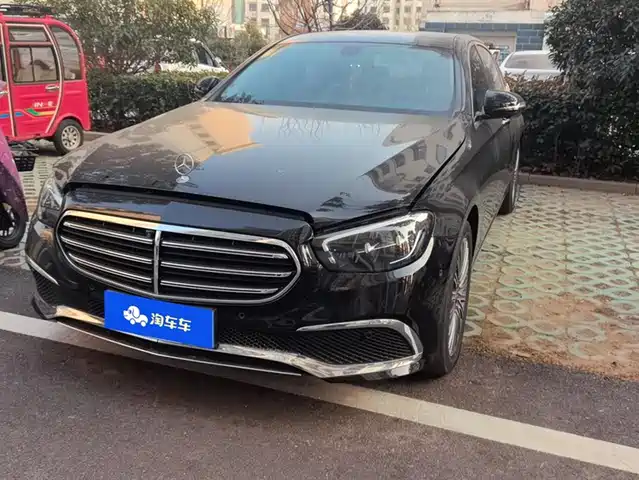 MERCEDES BENZ E CLASS