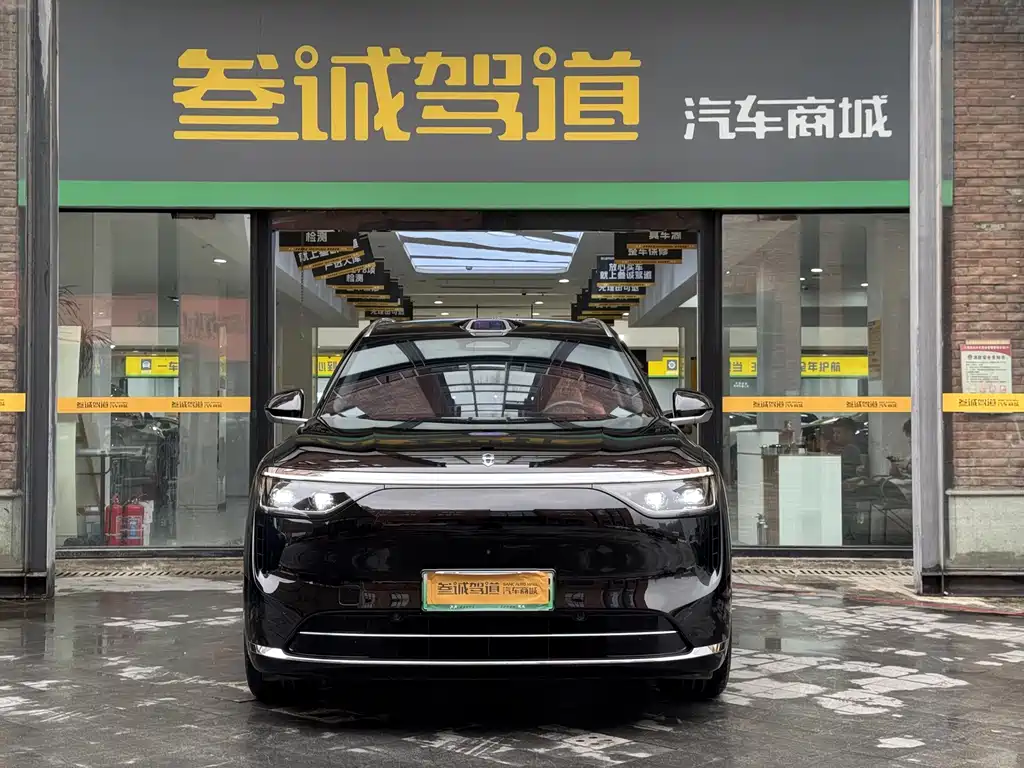 AITO AITO M8 — миниатюра 2