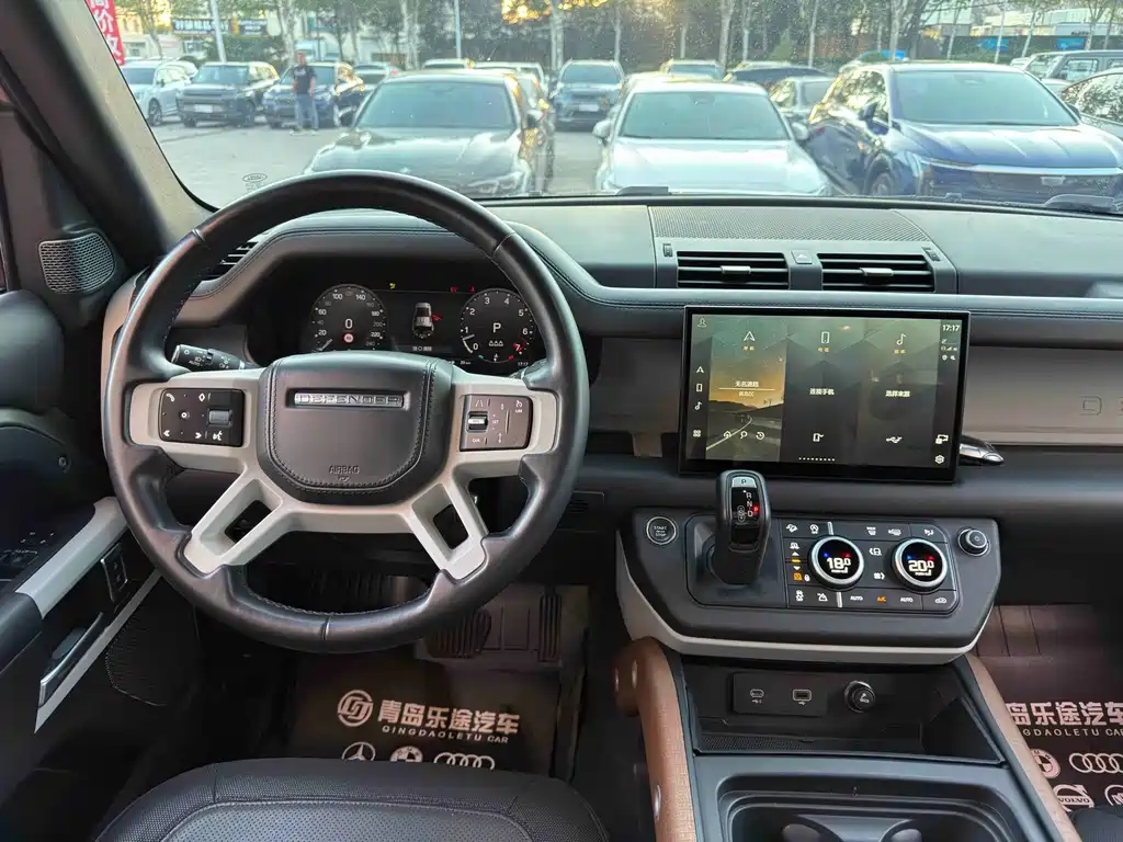 Land Rover Defender — миниатюра 13