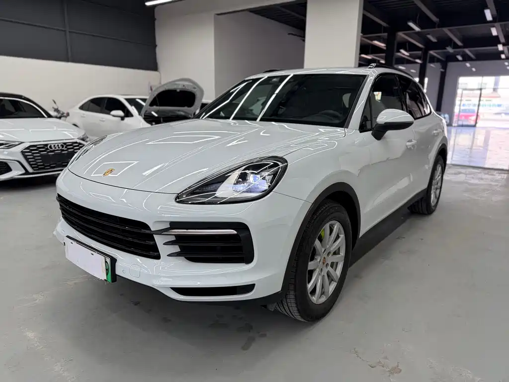 PORSCHE CAYENNE NEW ENERGY