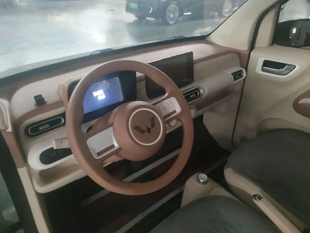 Wuling MINIEV — миниатюра 12