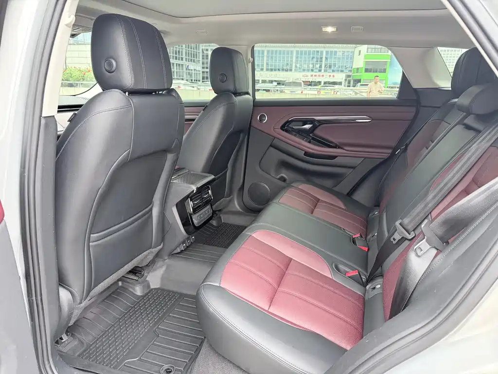 Land Rover Evoque — миниатюра 11