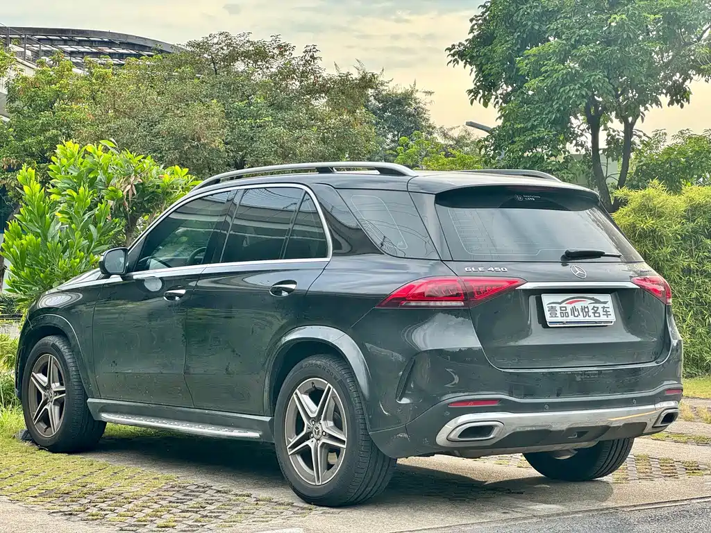 Mercedes-Benz GLE (Import) — миниатюра 10