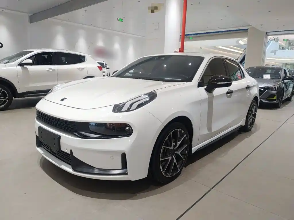 Lynk & Co 03 — миниатюра 2