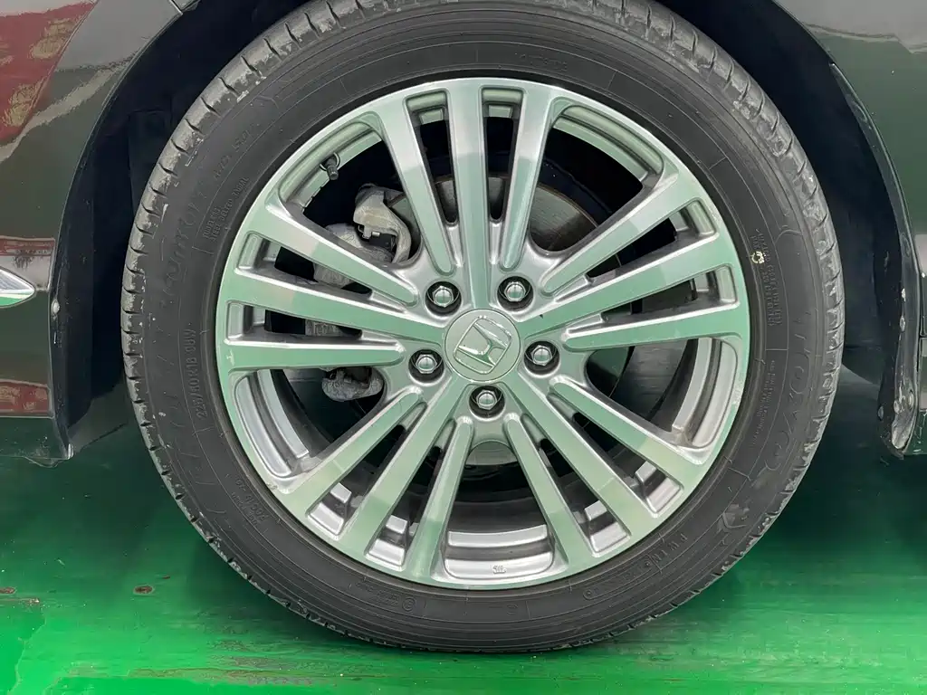 Honda Elysion — миниатюра 31