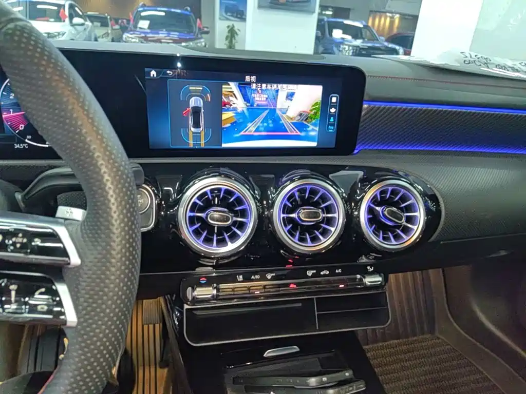 Mercedes-Benz A-Class — миниатюра 13