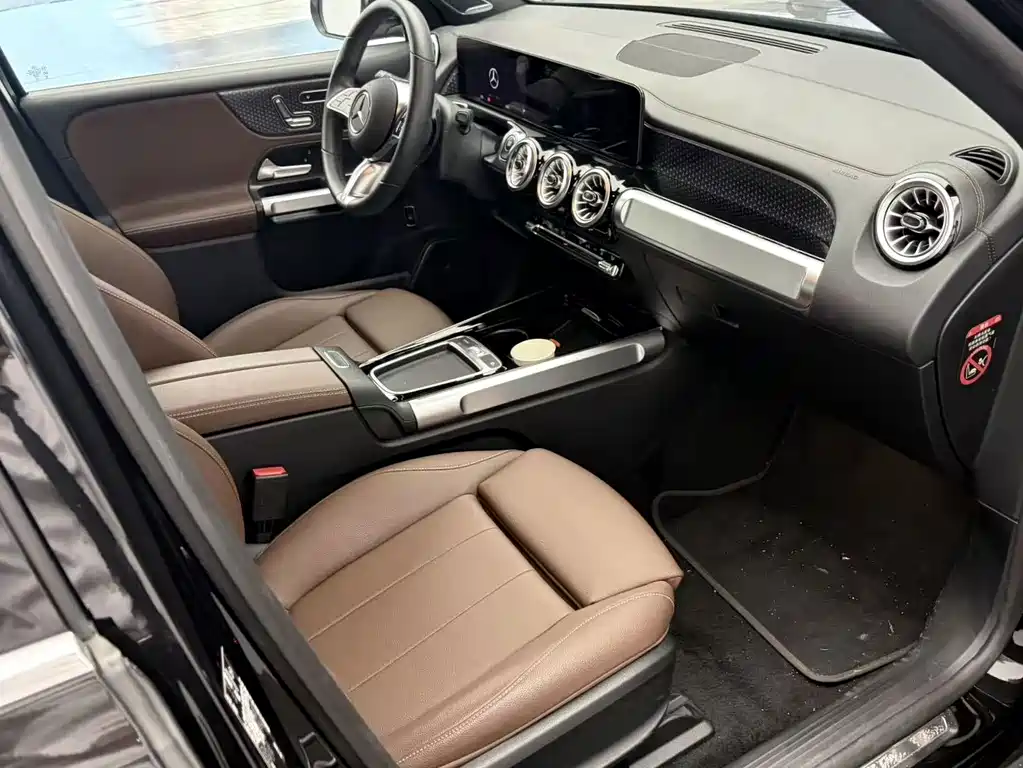Mercedes-Benz EQB — миниатюра 8