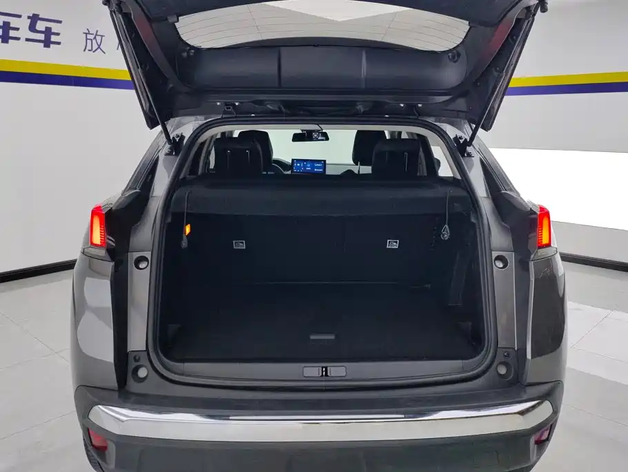 Peugeot 4008 — миниатюра 4