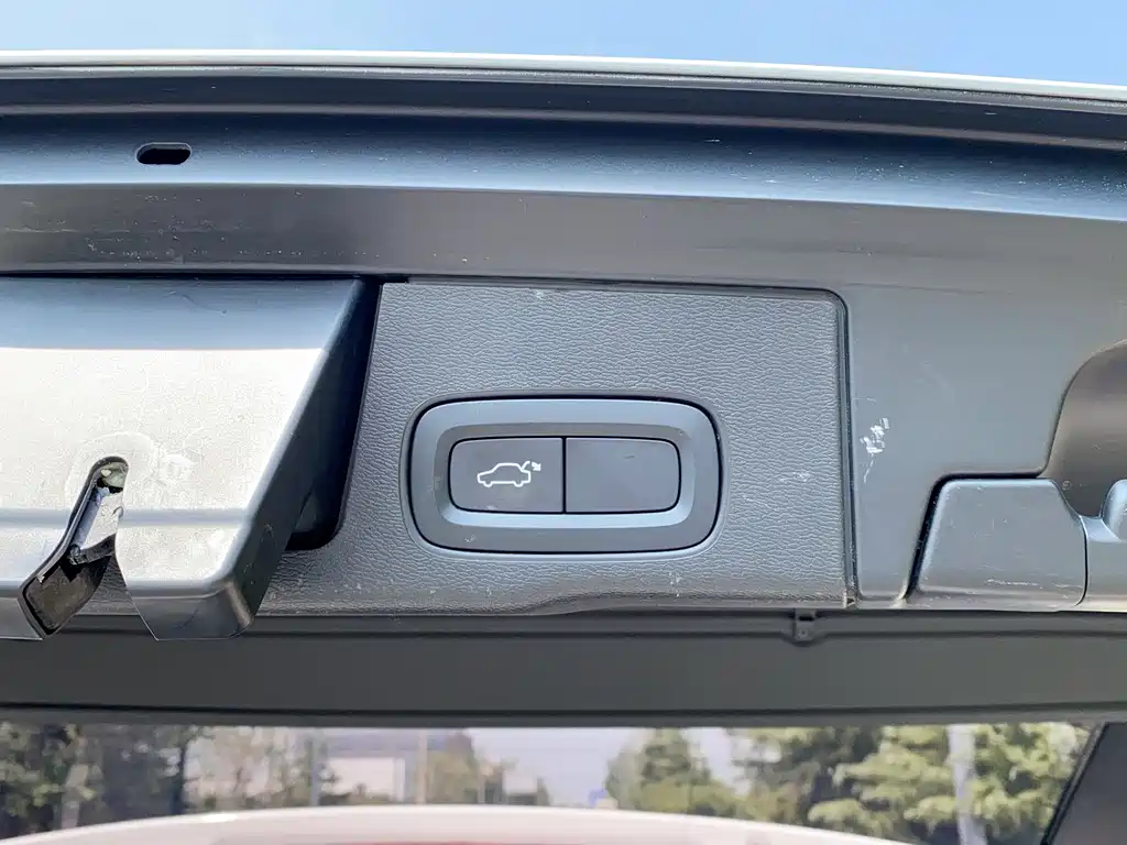 Volvo XC60 — миниатюра 21
