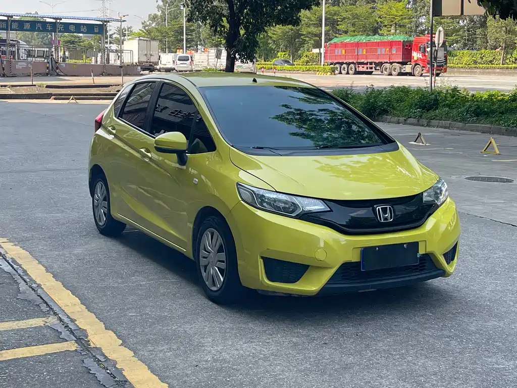Honda Fit — миниатюра 3