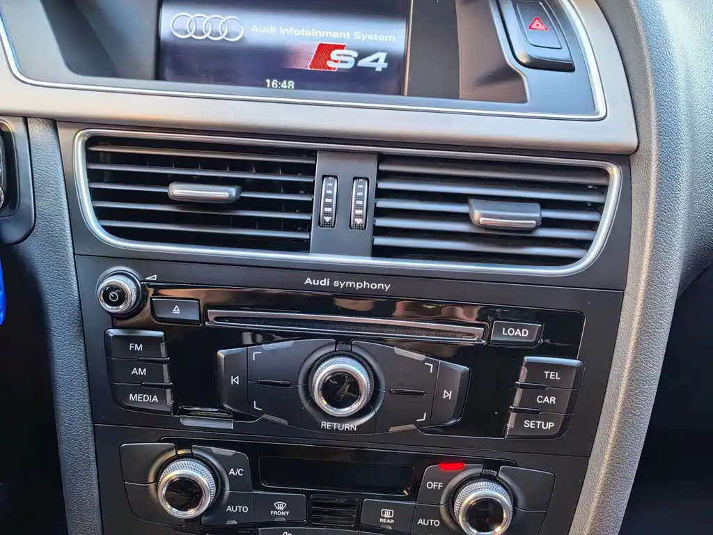 Audi A4L — миниатюра 13