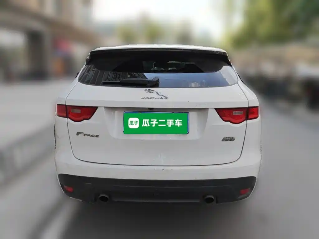 Jaguar F-PACE — миниатюра 5