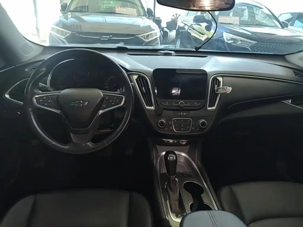 Chevrolet Malibu XL — миниатюра 10