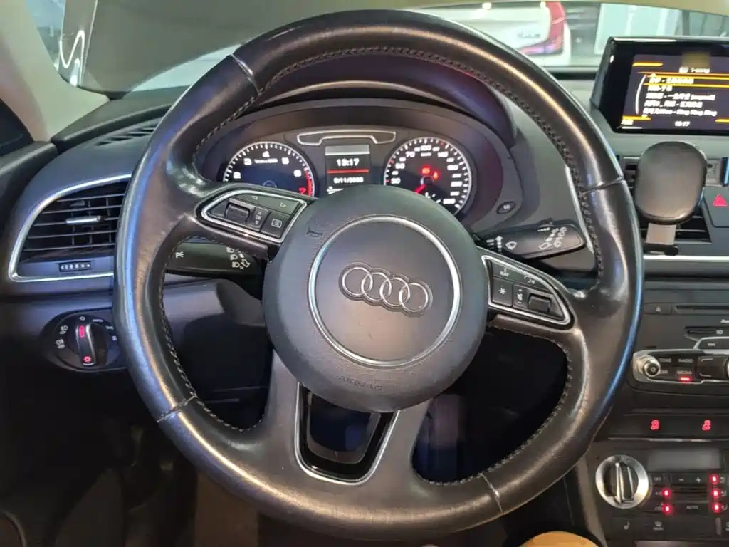 Audi Q3 — миниатюра 11