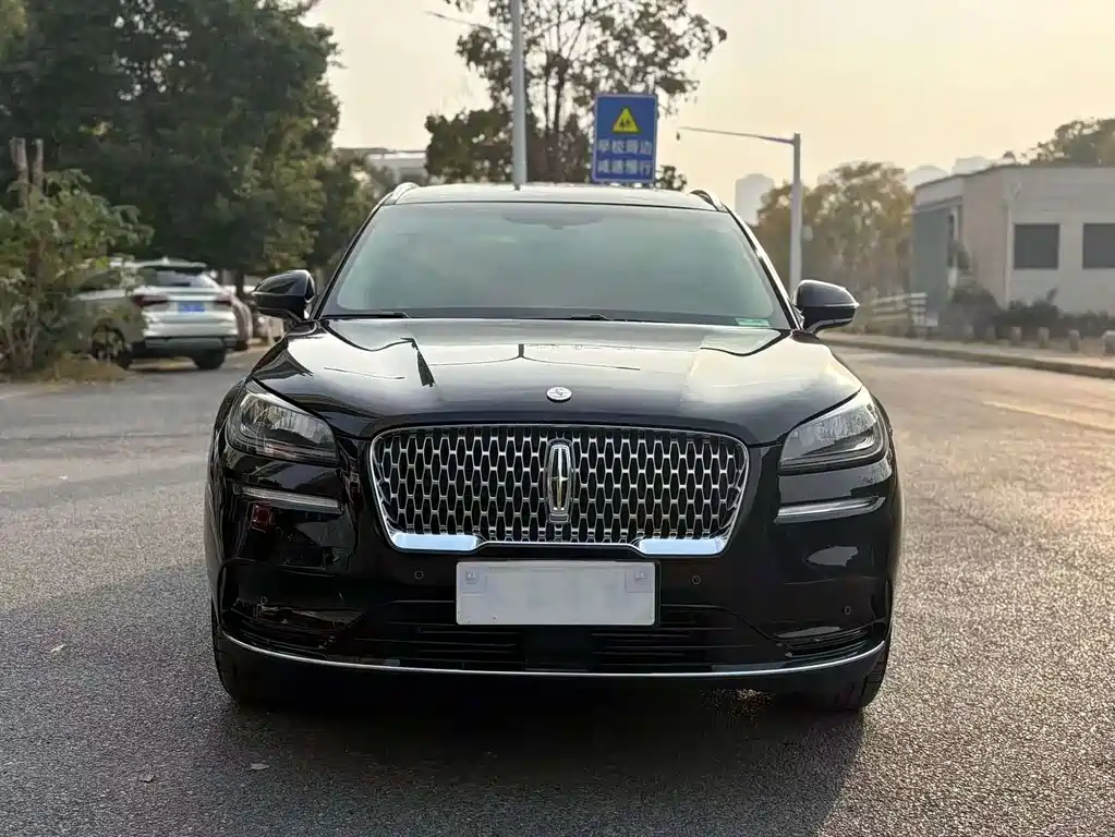 Lincoln Corsair 2022 2.0T Premium