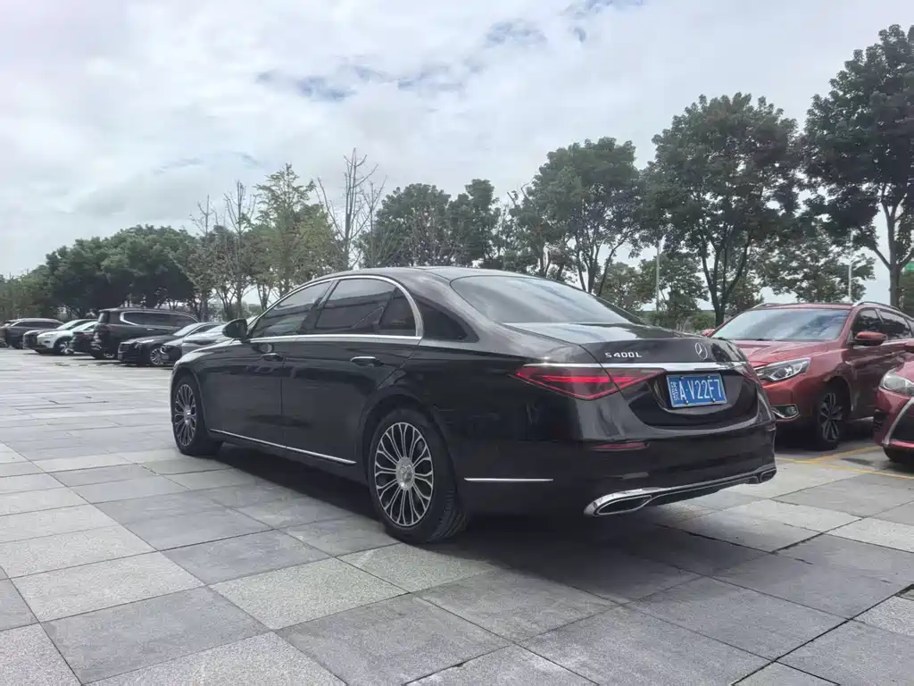 Mercedes-Benz S-Class — миниатюра 7